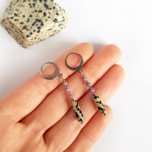 Kolczyki wiszące fosfosyderyt i jaspis dalmatyńczyk stal chirurgiczna