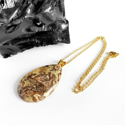 Naszyjnik unikat jaspis kwiatowy kropla na złotym łańcuszku stal chirurgiczna