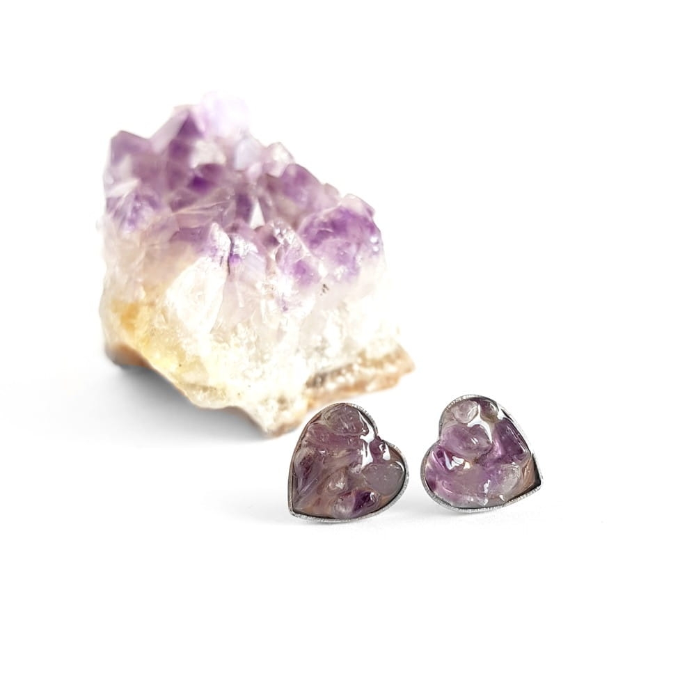 Kolczyki sztyfty serduszka ametyst w żywicy stal chirurgiczna Sparkles amethyst