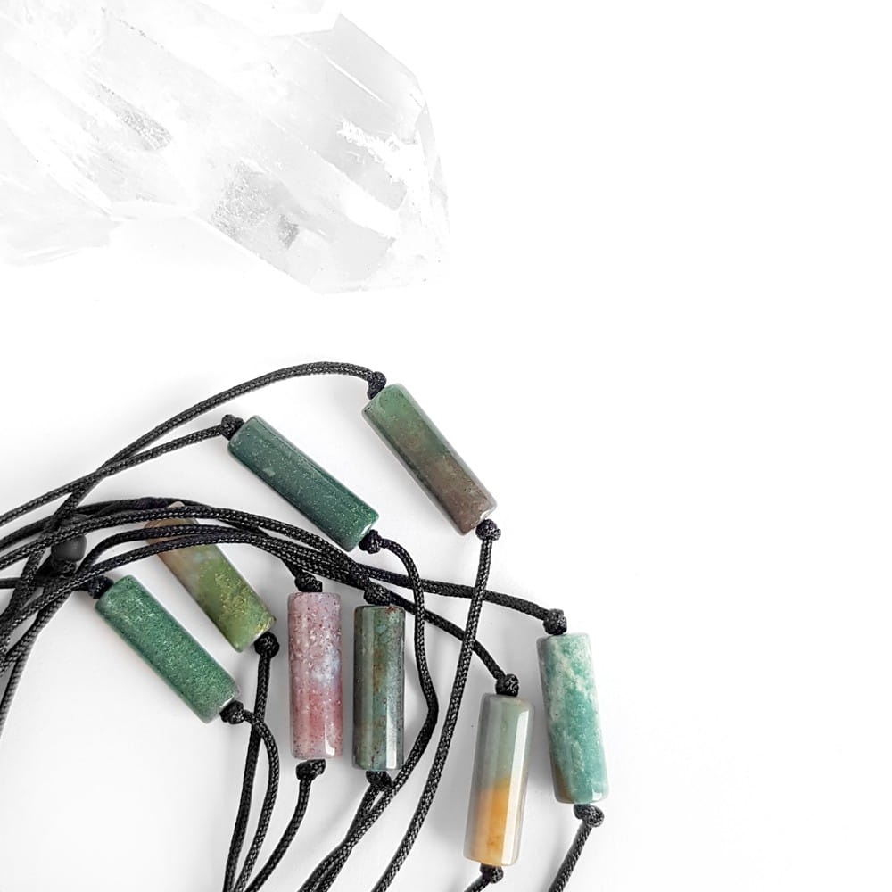 Bransoletka agat indyjski patyczek na czarnym sznurku Colorful stick