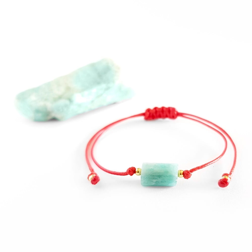 WishYouLuck amazonit bryłka i pozłacane srebro p.925 bransoletka szczęścia na czerwonym sznurku