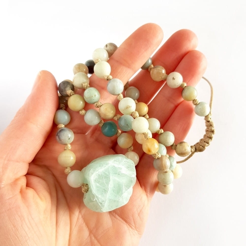 Męski naszyjnik fluoryt i amazonit na beżowym sznurku