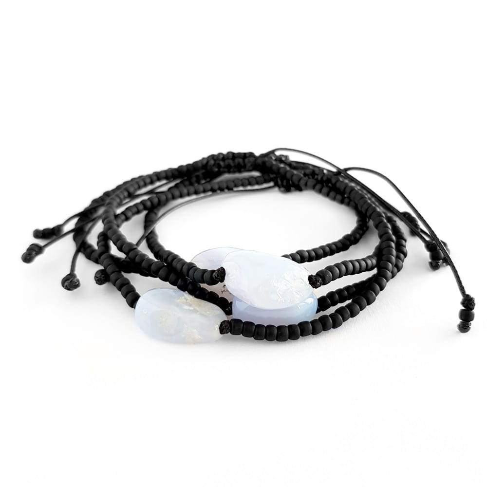 Męska bransoletka na sznurku chalcedon niebieski agat Little chalcedony nugget matte black