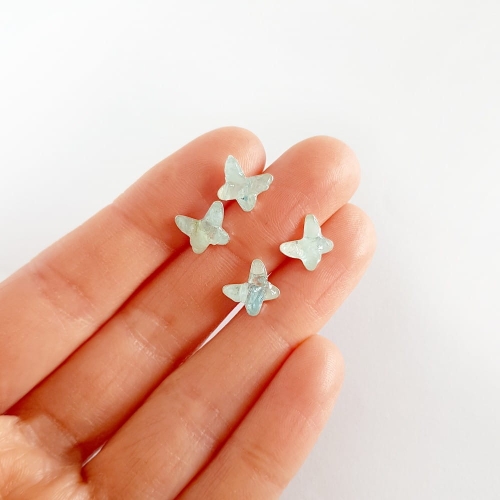 Kolczyki sztyfty motylki akwamaryn w żywicy srebro p.925 Sparkles aquamarine