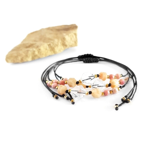 Bransoletka kryształ górski, kamień słoneczny, rodonit i hematyt na czarnym sznurku