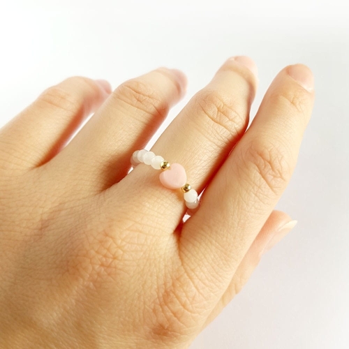 Pierścionek elastyczny różowy opal, jadeit i pozłacane srebro p.925