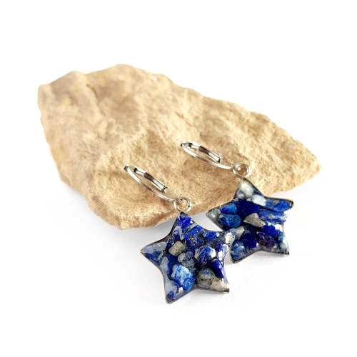 Kolczyki wiszące gwiazdki lapis lazuli w żywicy stal chirurgiczna Sparkles lapis