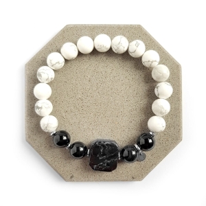Męska bransoletka z kamieni naturalnych czarny turmalin, czarny agat pasiasty, howlit i hematyt