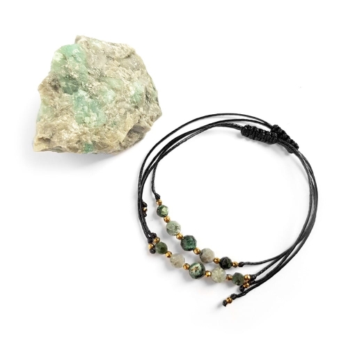 Bransoletka szmaragd, serafinit i hematyt na czarnym sznurku