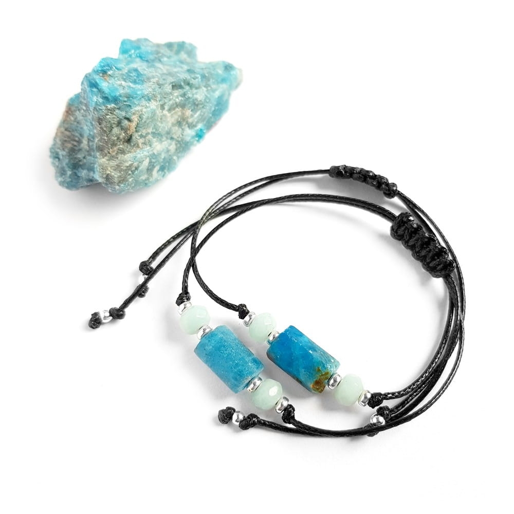 Bransoletka apatyt, amazonit i srebro p.925 na czarnym sznurku