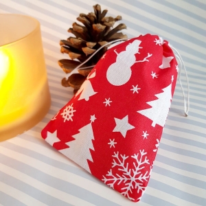 Woreczek bawełniany XL czerwony w świąteczny print