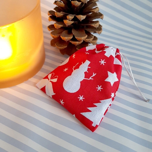 Woreczek bawełniany L czerwony w świąteczny print