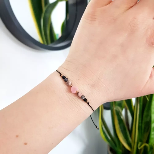 SZN878 WEBP Bransoletka opal różowy, rodochrozyt, iolit, onyks i hematyt Magneska bransoletki na sznurku z kamieni naturalnych 4.webp