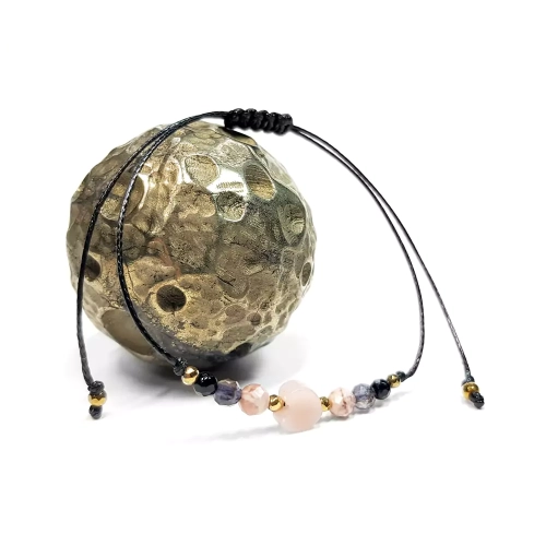 SZN878 WEBP Bransoletka opal różowy, rodochrozyt, iolit, onyks i hematyt Magneska bransoletki na sznurku z kamieni naturalnych 2.webp