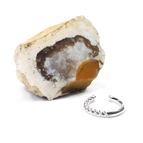 NAUSZ014 WEBP Srebrna nausznica pół na pół Magneska.webp