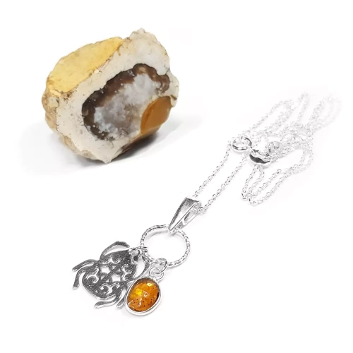 NAW803 WEBP Naszyjnik srebrny skarabeusz i brązowy turmalin Magneska biżuteria.webp