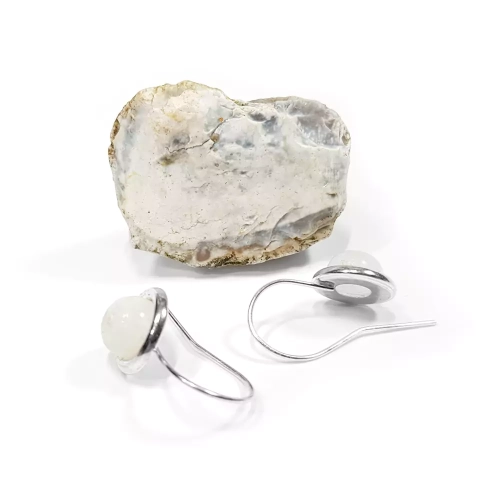 KST653 WEBP Kolczyki wiszące srebro próby 925 Magneska kamień księżycowy 3.webp