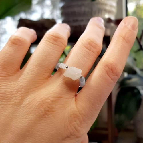 PIER367 WEBP Pierścionek elastyczny kamień księżycowy, akwamaryn i srebro Magneska biżuteria 3.webp