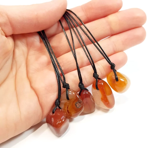 MESNAW026 WEBP Naszyjnik karneol z kwarcem Naszyjnik na sznurku z kamieni Magneska biżuteria 2.webp