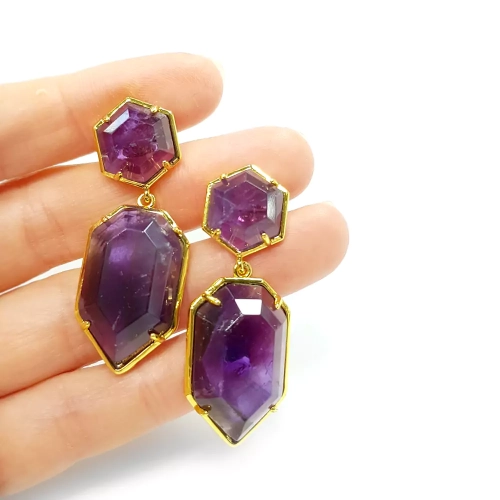 KST687 WEBP Kolczyki wiszące ametyst w złotych oprawach Magneska biżuteria 2.webp