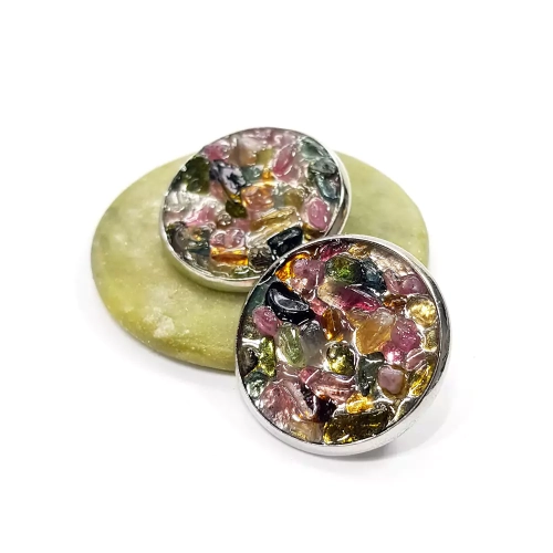 BROSZ007 WEBP Broszka kolorowy turmalin w żywicy Magneska biżuteria 2.webp