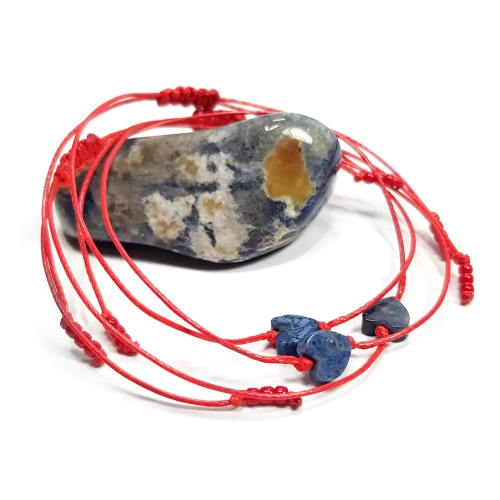 WishYou132 WEBP Bransoletka szczęścia dumortieryt na czerwonym sznurku.webp