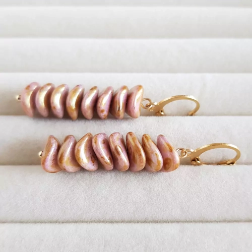 KST724 WEBP Kolczyki wiszące świderki Magneska kolczyki szklane.webp