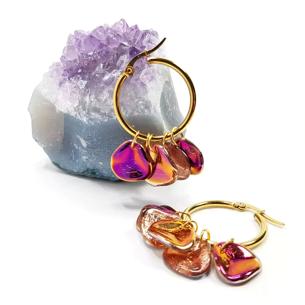 KST728 WEBP Kolczyki kolorowe płatki na złotych kółeczkach Magneska biżuteria.webp