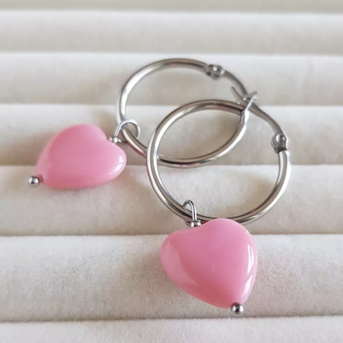 KST736 WEBP Kolczyki różowe serca Magneska biżuteria 2.webp