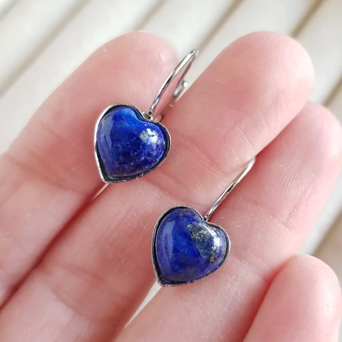 KST738 WEBP Kolczyki wiszące serca lapis lazuli Magneska biżuteria z kamieni naturalnych  3.webp