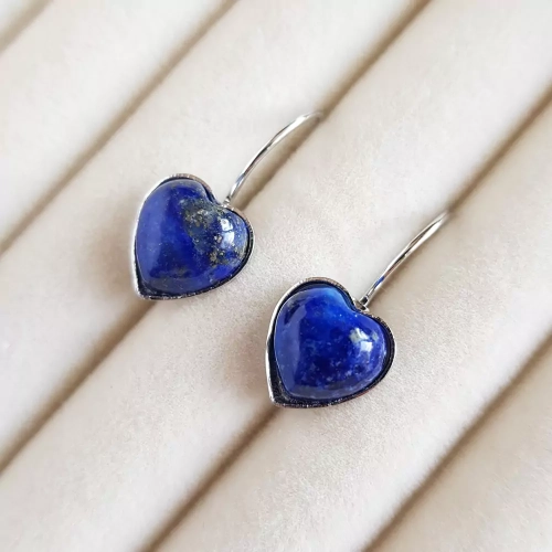 KST738 WEBP Kolczyki wiszące serca lapis lazuli Magneska biżuteria z kamieni naturalnych.webp