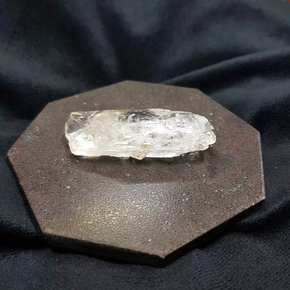 KRG025 WEBP Kryształ górski 14g bryłki 3.webp