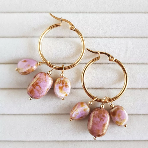 KST739 WEBP Kolczyki szklane Verre różowe pastylki na kółeczkach Magneska biżuteria.webp