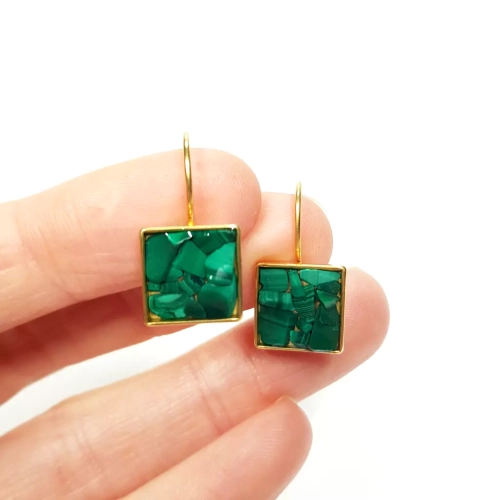 KST745 WBEP Kolczyki wiszące kwadraty malachit Magneska biżuteria.webp