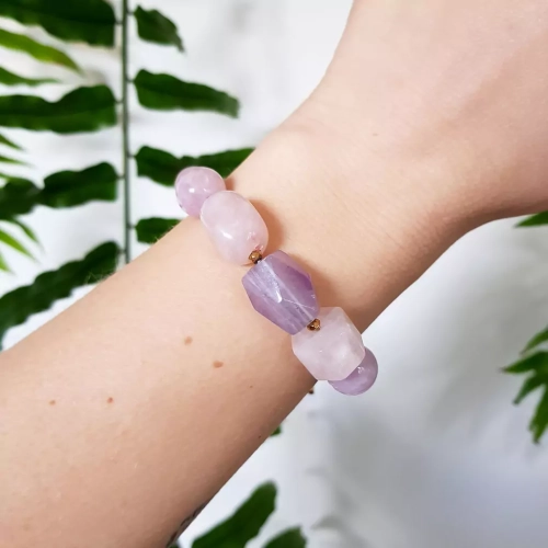 SZN1046 WEBP Bransoletka bohemian kwarc różowy, ametyst, kunzyt i hematyt Magneska biżuteria 4.webp