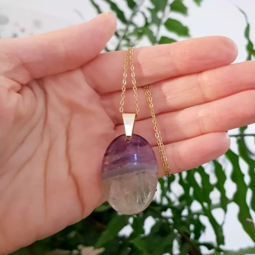 NAW950 WEBP Naszyjnik unikat fluoryt tęczowy wisior Magneska biżuteria 3.webp