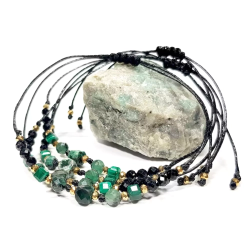 SZN1065 WEBP Bransoletka szmaragd, malachit, czarny turmalin i hematyt na czarnym sznurku v.2 Magneska biżuteria.webp