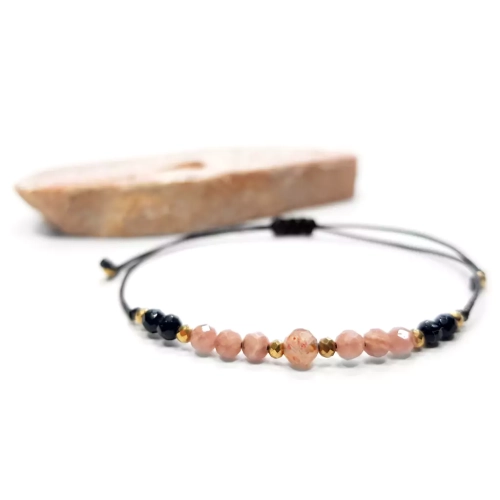 SZN1074 WEBP Bransoletka kamień słoneczny, rodochrozyt, czarny turmalin i hematyt na czarnym sznurku Magneska  2.webp