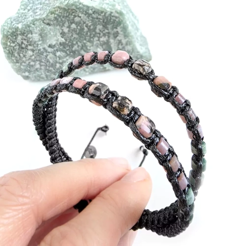 MES325 WEBP Męska bransoletka makramowa rodonit i agat indyjski Magneska biżuteria dla mężczyzn 2.webp