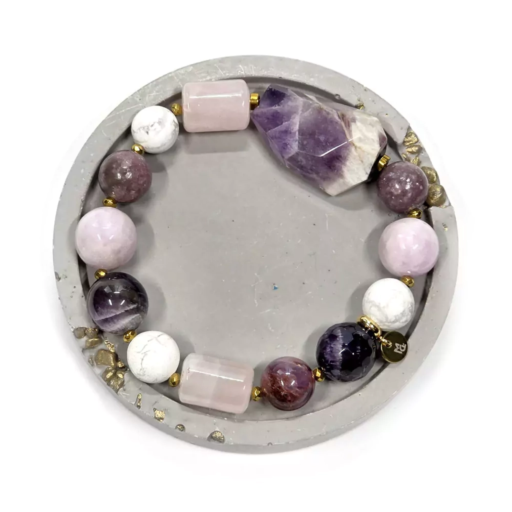 KAM835 WEBP Bohemian bransoletka unikat ametyst, lepidolit, kunzyt, magnezyt, Super Seven, kwarc różowy i hematyt Magneska.webp