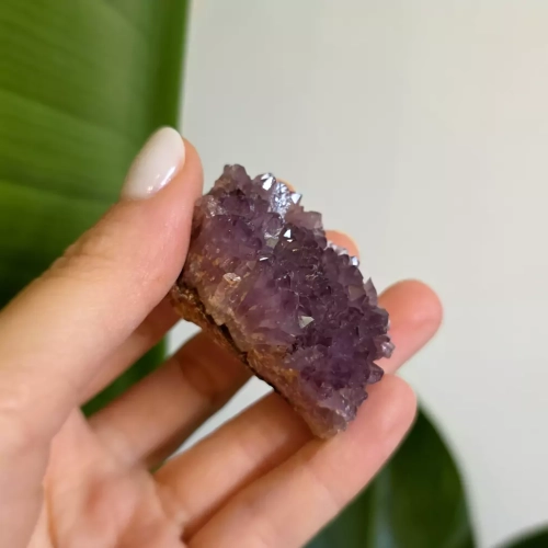 BR0004 WEBP Ametyst szczotka Magneska kamienie naturalne.webp