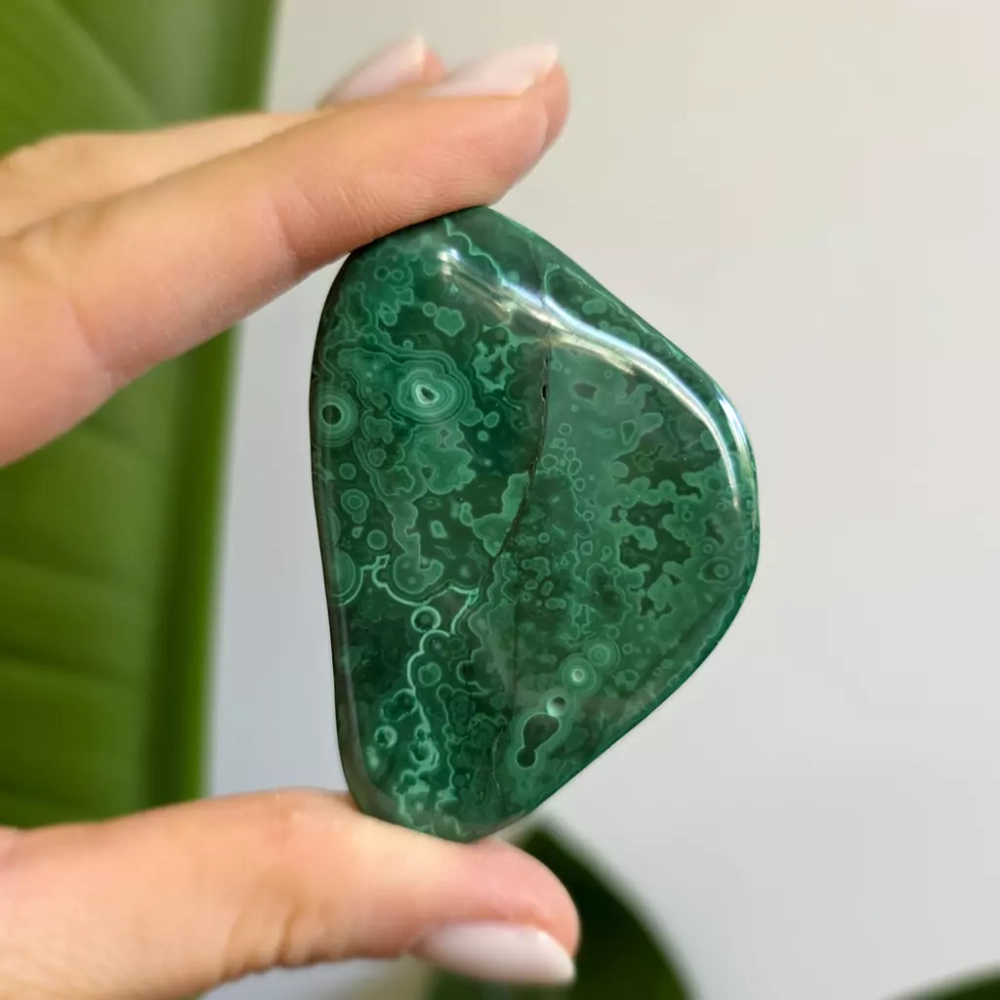 BR0006 WEBP Malachit bryłka płytka Magneska kamienie naturalne.webp