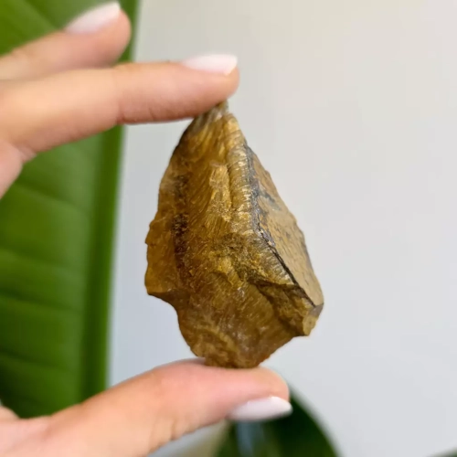 BR0013 webp Tygrysie oko bryłka Magneska 2.webp