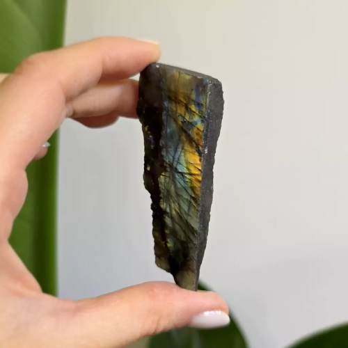 BR0015 webp Labradoryt zgład magneska.webp