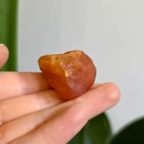 BR0017 webp Karneol bryłka Magneska biżuteria 3.webp