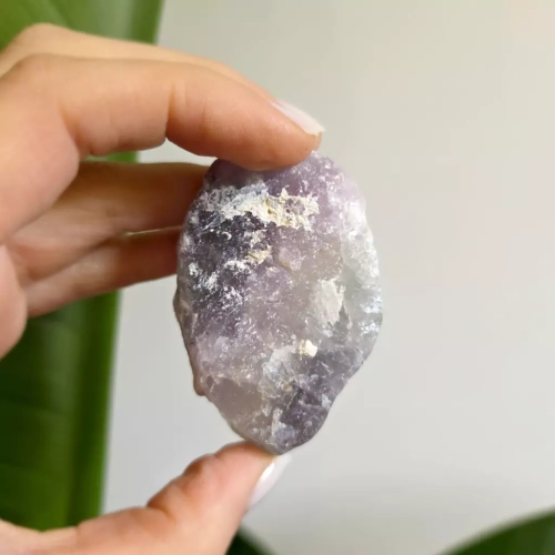 BR0029 webp Fluoryt tęczowy bryłka surowa Magneska 3.webp