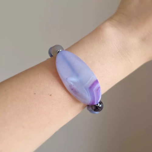 KAM839 WEBP Bohemian bransoletka unikat agat fioletowy, agat szary, ametyst, sugilit, hematyt i ceramika Magneska 5.webp