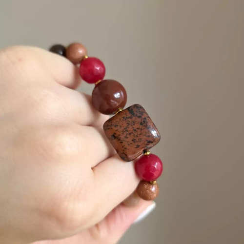 KAM841 webp Bohemian bransoletka unikat obsydian mahoniowy, jadeit, piasek pustyni, kamień słoneczny, agat, bronzyt i ceramika Magneska 3.webp