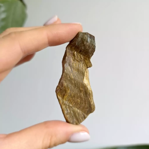 BR0043 webp Tygrysie oko surowa bryłka 3.webp