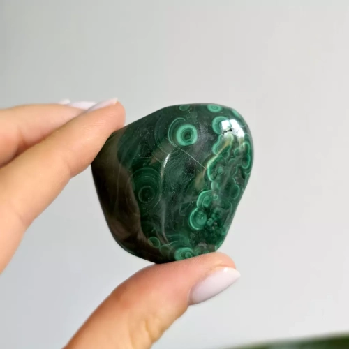 BR0058 webp Malachit polerowany bryłka Magneska 3.webp